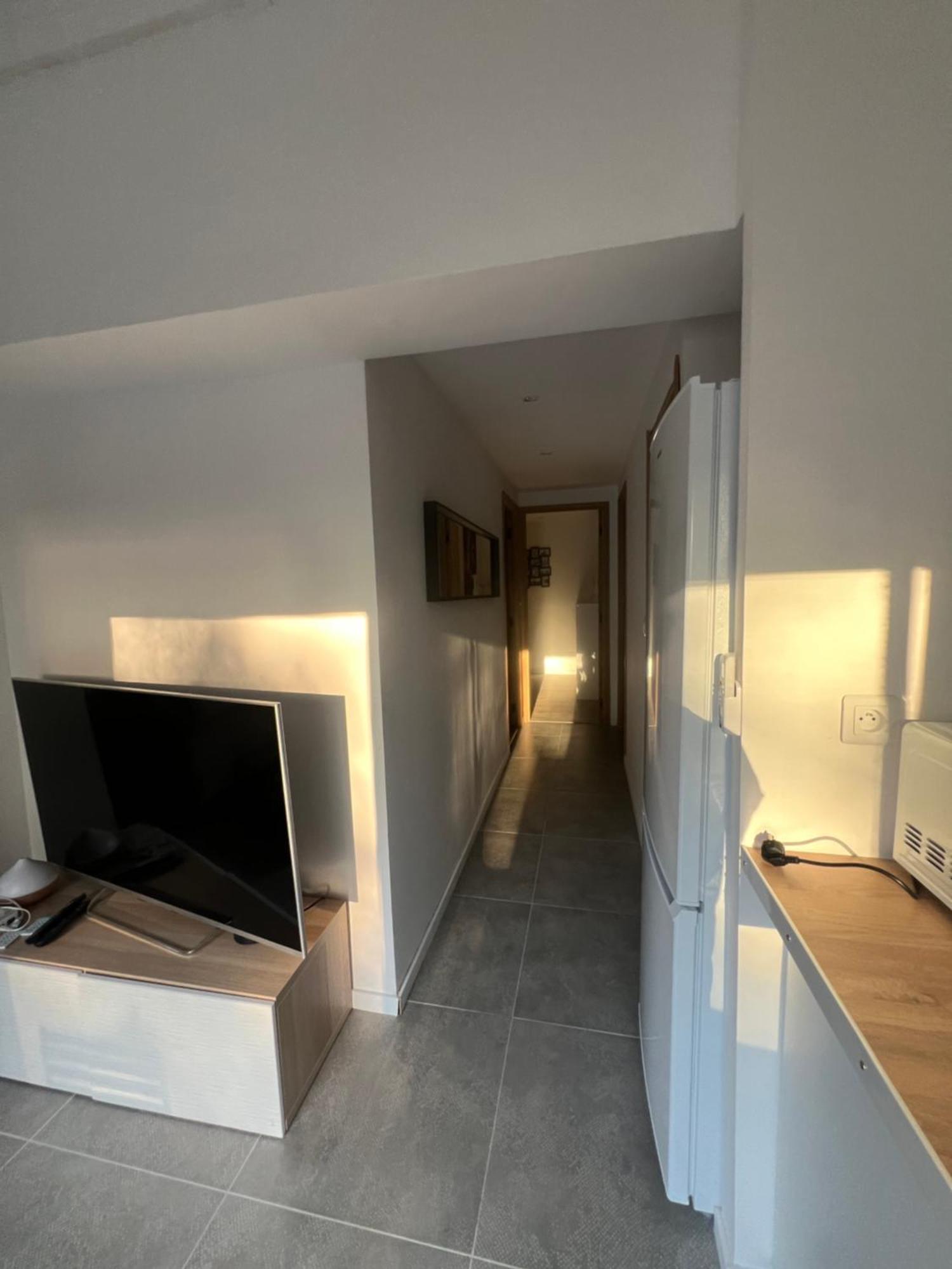 L'Escale Apartamento Meyreuil Exterior foto