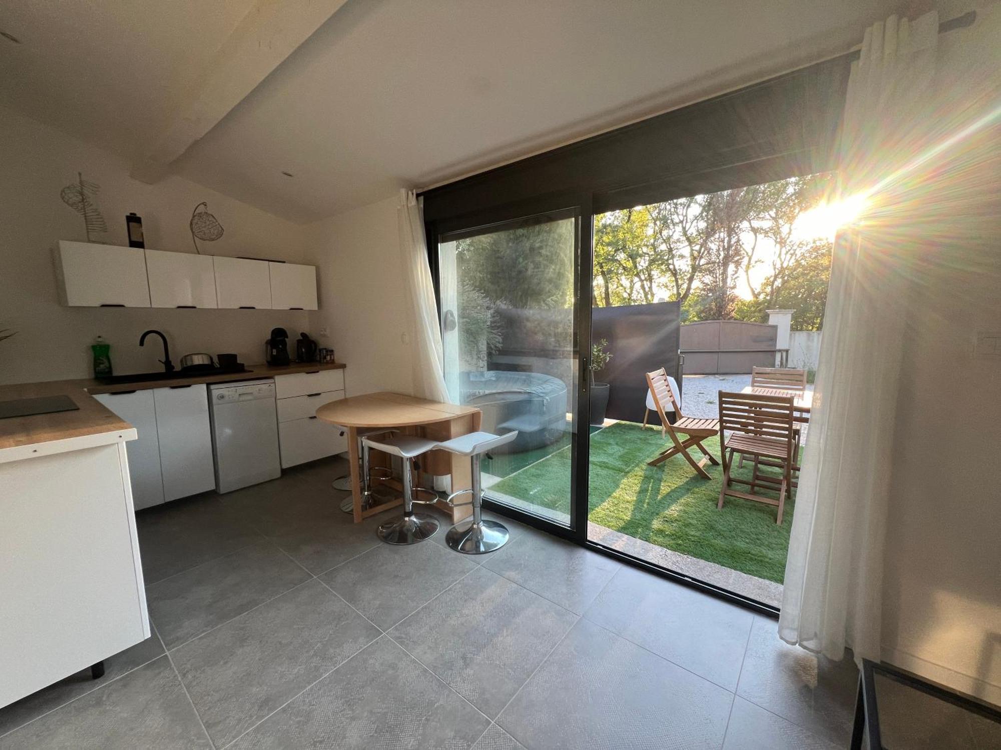 L'Escale Apartamento Meyreuil Exterior foto