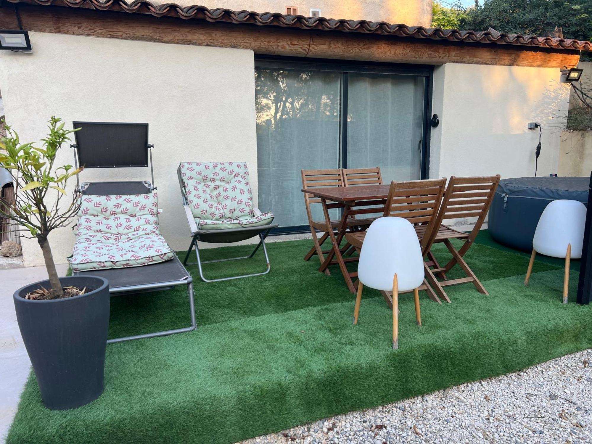 L'Escale Apartamento Meyreuil Exterior foto