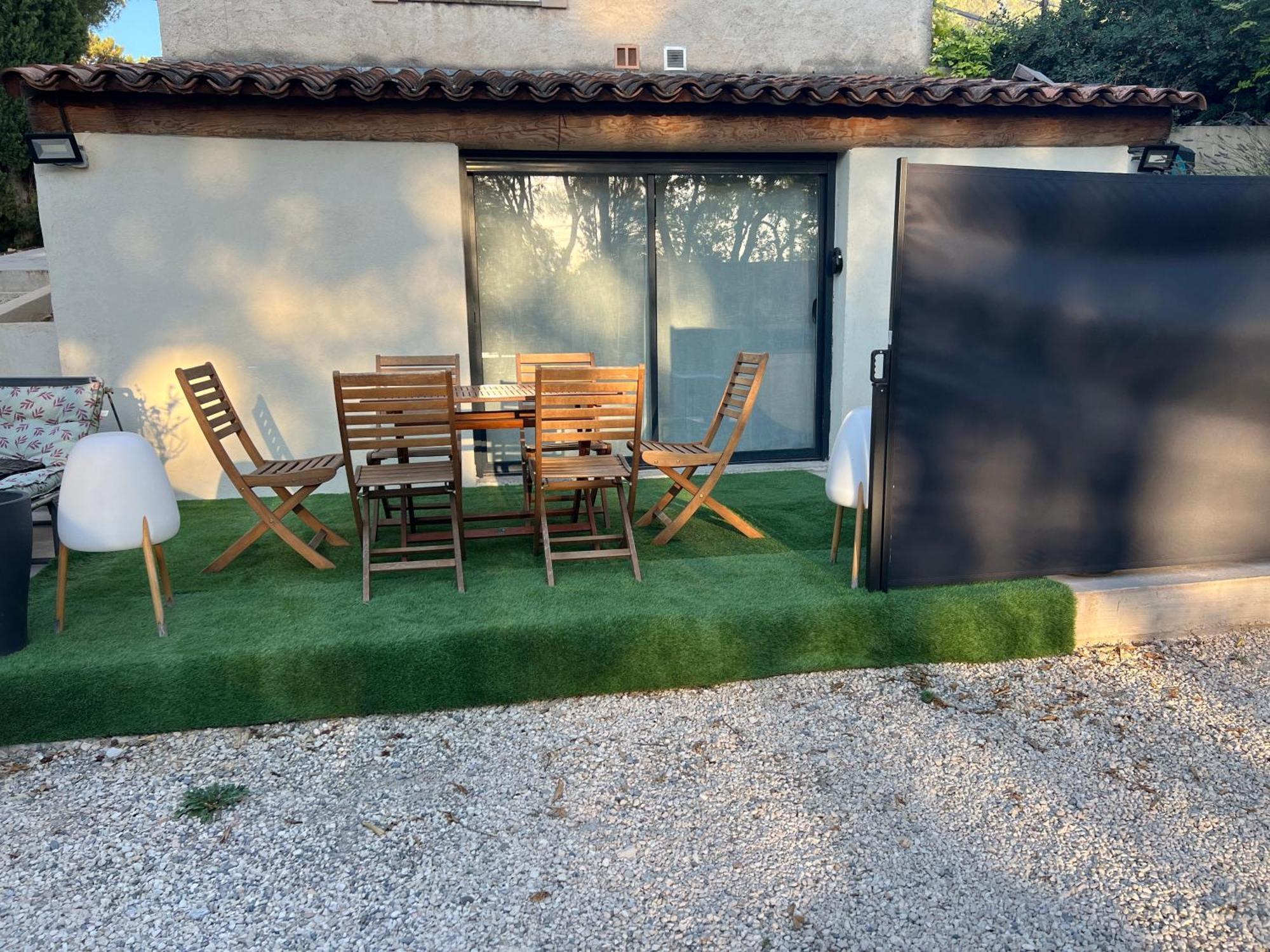 L'Escale Apartamento Meyreuil Exterior foto